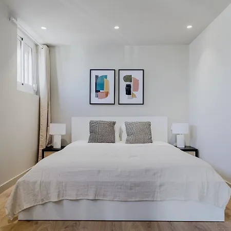 Blueground La Dreta Balcony Ac Nr Sagrada Bcn-174 Holiday home *