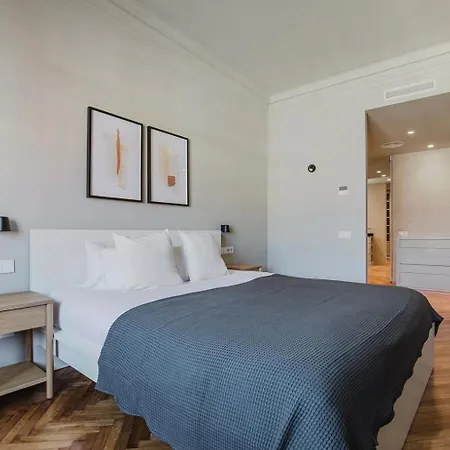 Holiday home Blueground La Dreta Balcony Ac Nr Sagrada Bcn-174 Barcelona