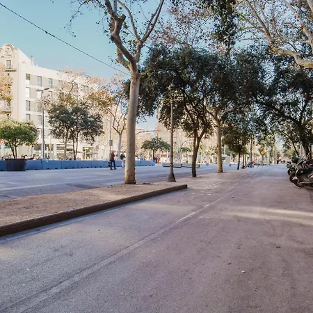 Blueground La Dreta Balcony Ac Nr Sagrada Bcn-174 * Barcelona