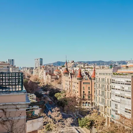 Blueground La Dreta Balcony Ac Nr Sagrada Bcn-174 Holiday home Barcelona